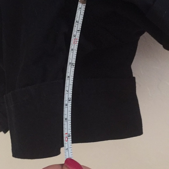 Dress barn shorts cargo style☀️ - Picture 3 of 8